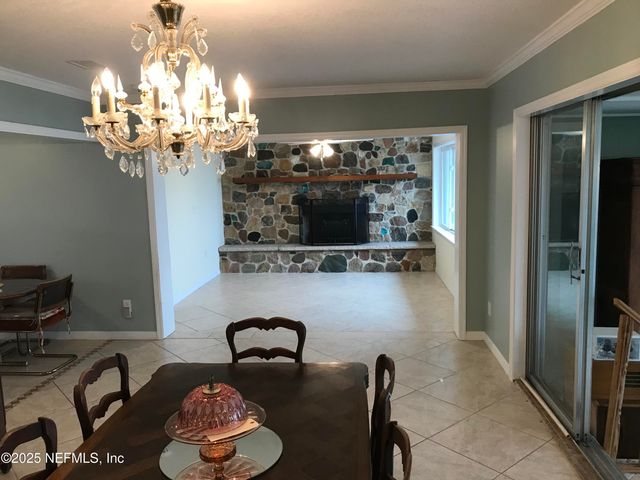 115 SUNSET POINT Road, East Palatka, FL 32131