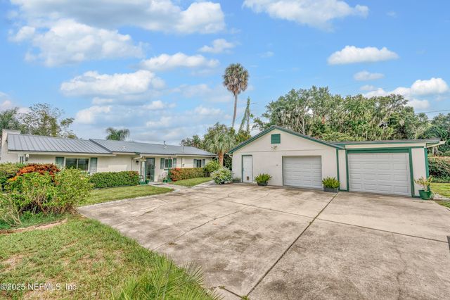 115 SUNSET POINT Road, East Palatka, FL 32131