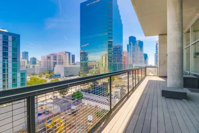 1350 Columbia St, San Diego, CA 92101