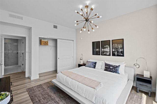 101 Diplomat Pkwy 0910, Hallandale Beach, FL 33009