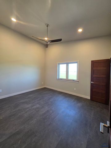 tbd MAGNUM RD, Rapid City, SD 57703