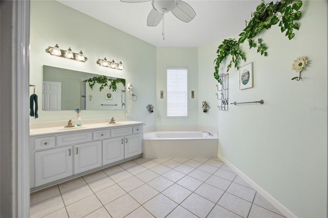 5600 NW 27TH PLACE, Ocala, FL 34482