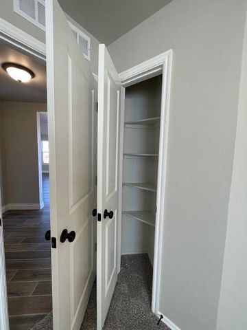 3217 Mt Nebo Drive, Yukon, OK 73099