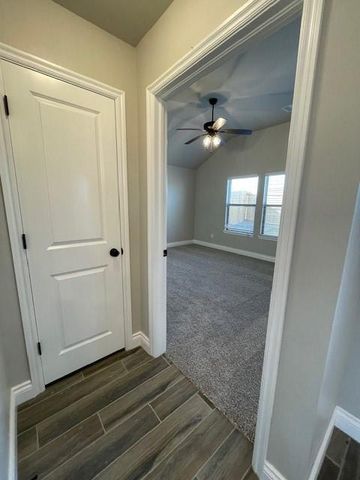 3217 Mt Nebo Drive, Yukon, OK 73099