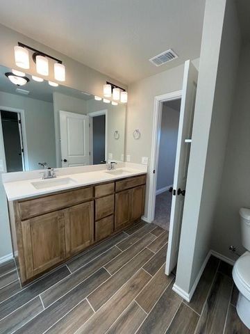 3217 Mt Nebo Drive, Yukon, OK 73099