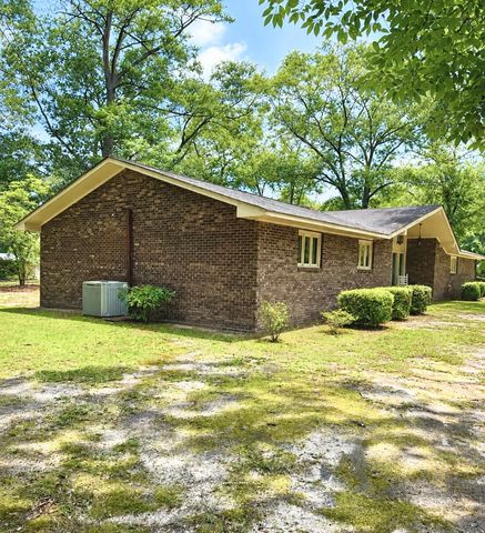 1407 Hiawatha, Dothan, AL 36303