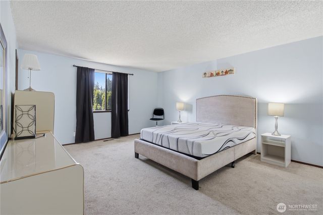 3706 S 255th Place, Kent, WA 98032