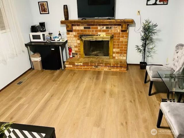 3706 S 255th Place, Kent, WA 98032
