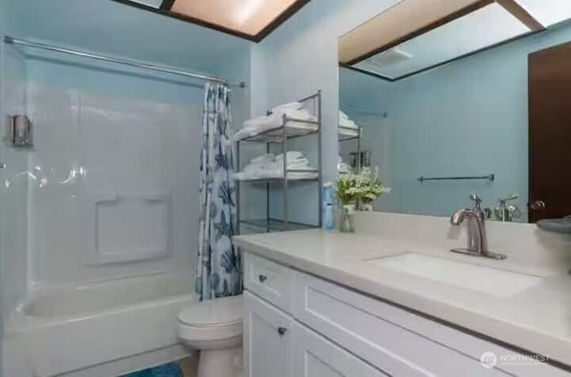 3706 S 255th Place, Kent, WA 98032