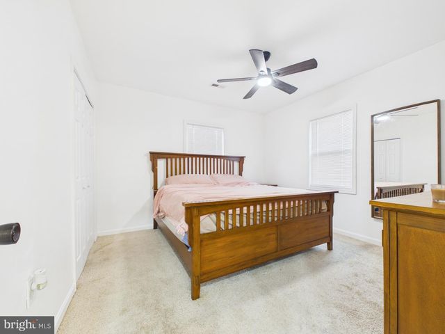 2709 OAKLEY AVE, Baltimore, MD 21215