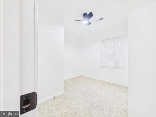 2709 OAKLEY AVE, Baltimore, MD 21215