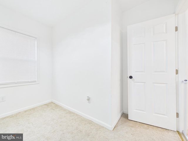 2709 OAKLEY AVE, Baltimore, MD 21215