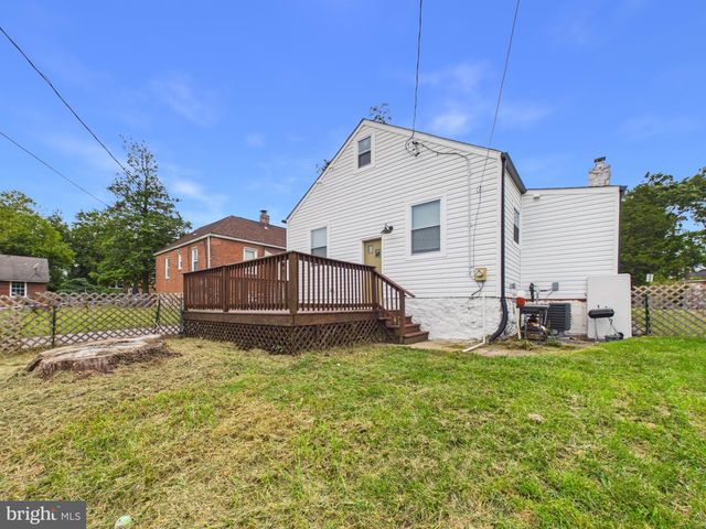 2709 OAKLEY AVE, Baltimore, MD 21215