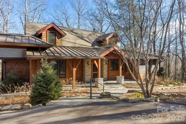 451 Crescent Trail, Highlands, NC 28741