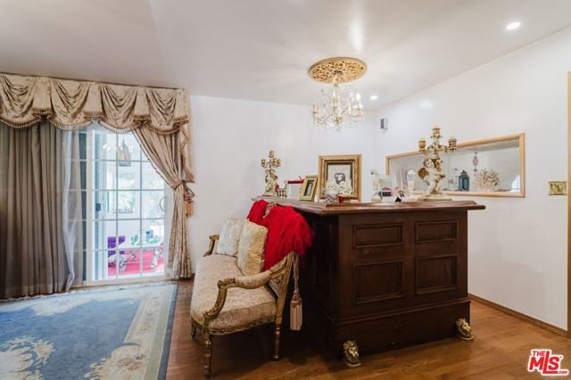 3430 Mclaughlin Avenue, Los Angeles, CA 90066