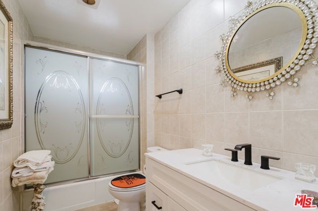 3430 Mclaughlin Avenue, Los Angeles, CA 90066
