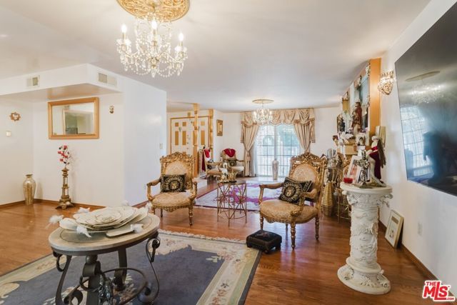 3430 Mclaughlin Avenue, Los Angeles, CA 90066