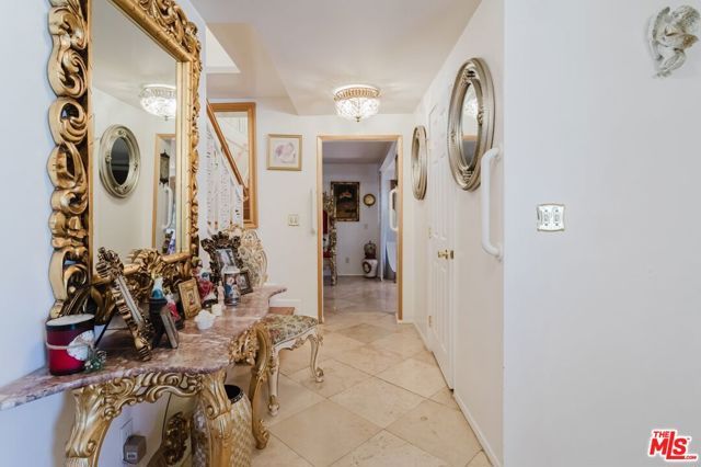 3430 Mclaughlin Avenue, Los Angeles, CA 90066