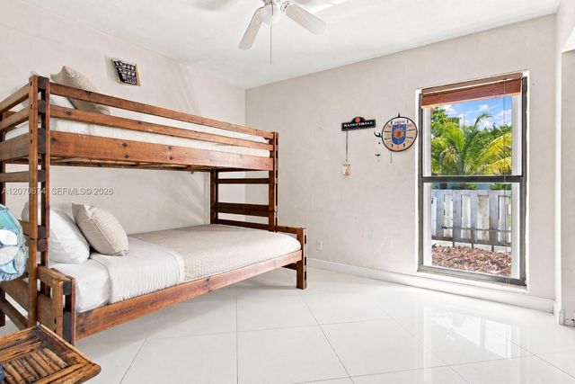 4121 NW 78th Way, Coral Springs, FL 33065