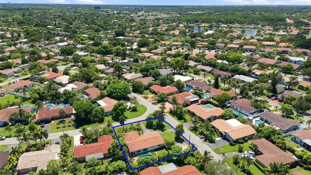 4121 NW 78th Way, Coral Springs, FL 33065
