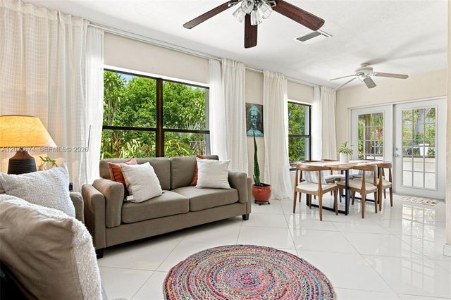 4121 NW 78th Way, Coral Springs, FL 33065