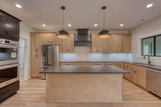 1458 Montana Lane, Hiawassee, GA 30546