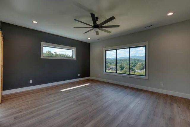 1458 Montana Lane, Hiawassee, GA 30546