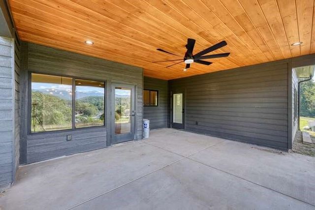 1458 Montana Lane, Hiawassee, GA 30546