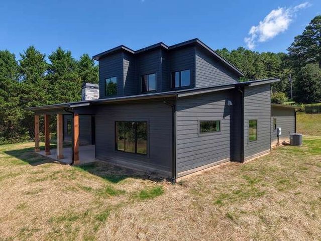 1458 Montana Lane, Hiawassee, GA 30546