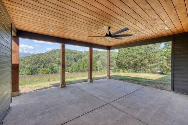 1458 Montana Lane, Hiawassee, GA 30546