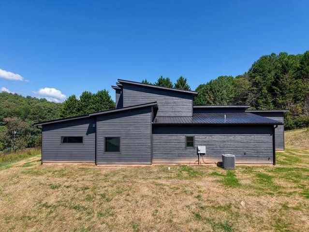 1458 Montana Lane, Hiawassee, GA 30546