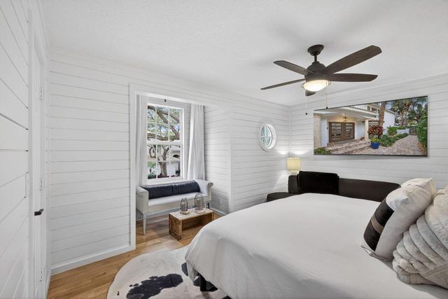 25 Grand Bay Circle, Juno Beach, FL 33408