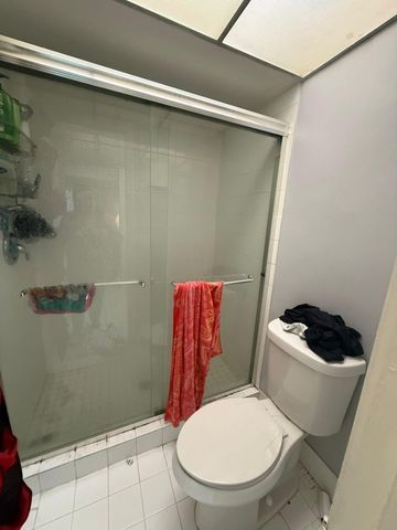 549 N University Drive 64, Plantation, FL 33324