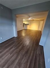 8265 Ibis Club DR 610, Naples, FL 34104