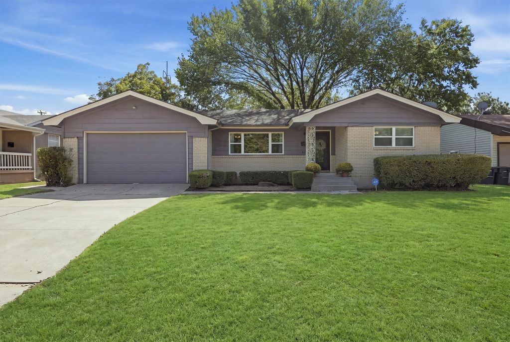 4709 Selkirk Drive, Fort Worth, TX 76109 — exterior