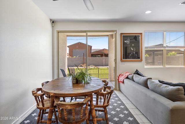3297 E LUNA Drive, San Tan Valley, AZ 85143