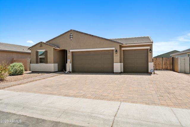 3297 E LUNA Drive, San Tan Valley, AZ 85143