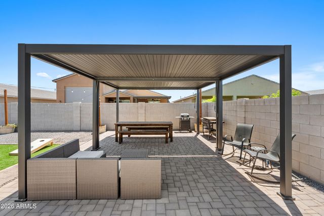 3297 E LUNA Drive, San Tan Valley, AZ 85143