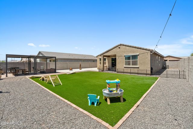 3297 E LUNA Drive, San Tan Valley, AZ 85143