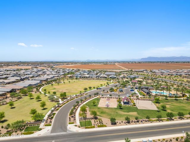 3297 E LUNA Drive, San Tan Valley, AZ 85143