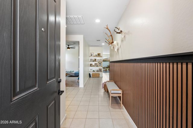 3297 E LUNA Drive, San Tan Valley, AZ 85143