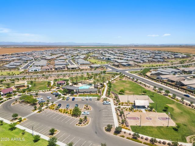 3297 E LUNA Drive, San Tan Valley, AZ 85143