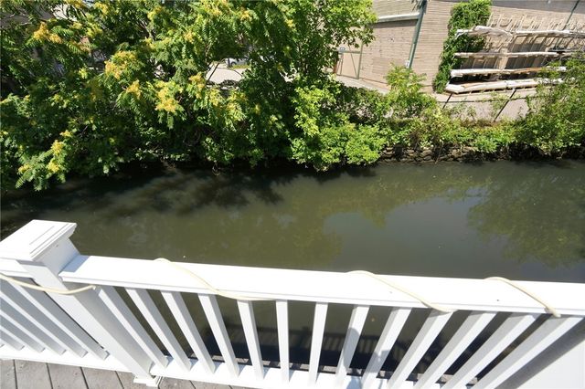 3376 Post Road, Warwick, RI 02886