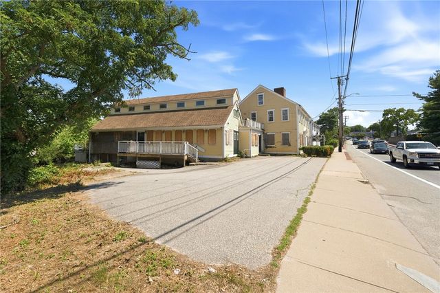 3376 Post Road, Warwick, RI 02886
