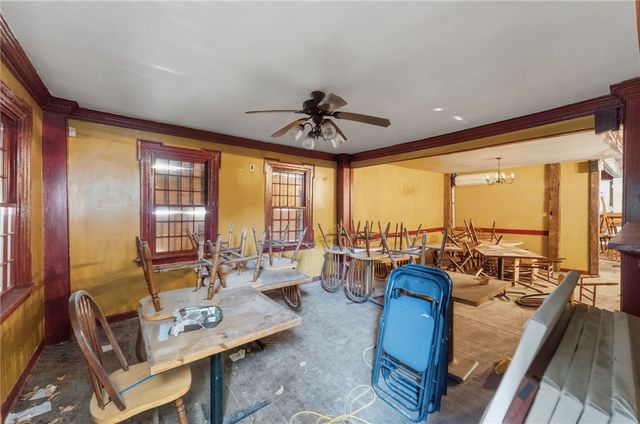 3376 Post Road, Warwick, RI 02886