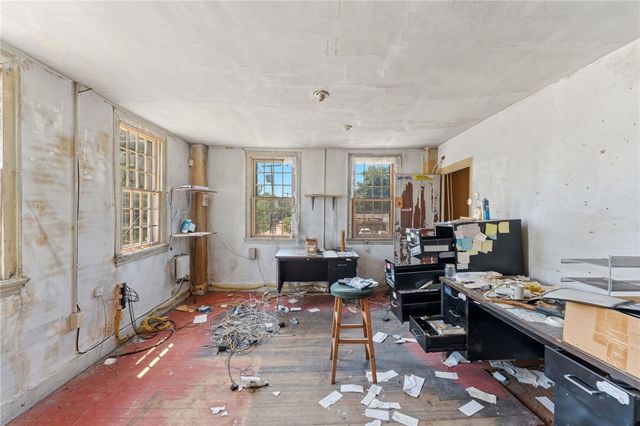 3376 Post Road, Warwick, RI 02886