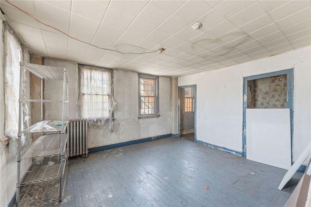 3376 Post Road, Warwick, RI 02886