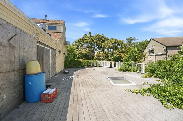 3376 Post Road, Warwick, RI 02886