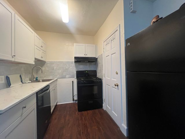 89A Second Street 1, Cambridge, MA 02141