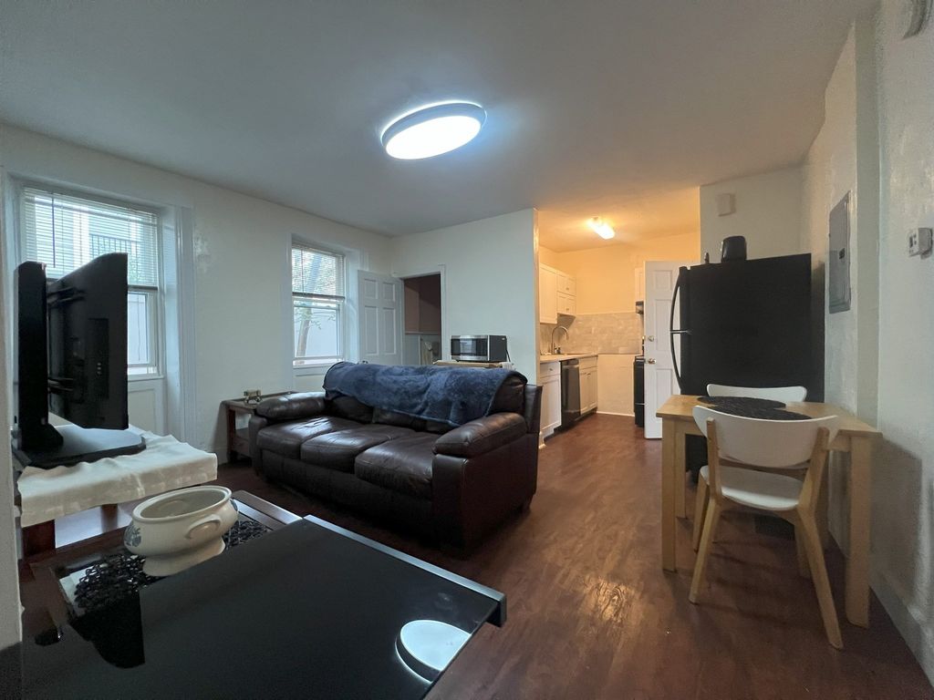89A Second Street 1, Cambridge, MA 02141